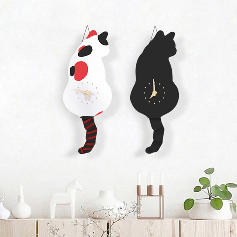 Swinging Tail Cat Clock