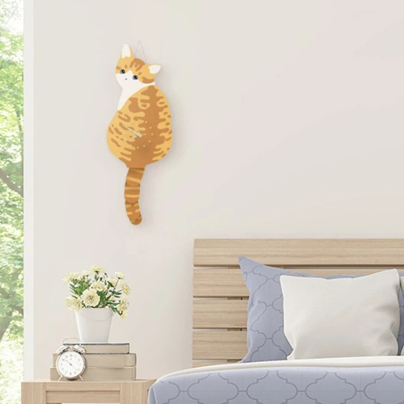 Swinging Tail Cat Clock