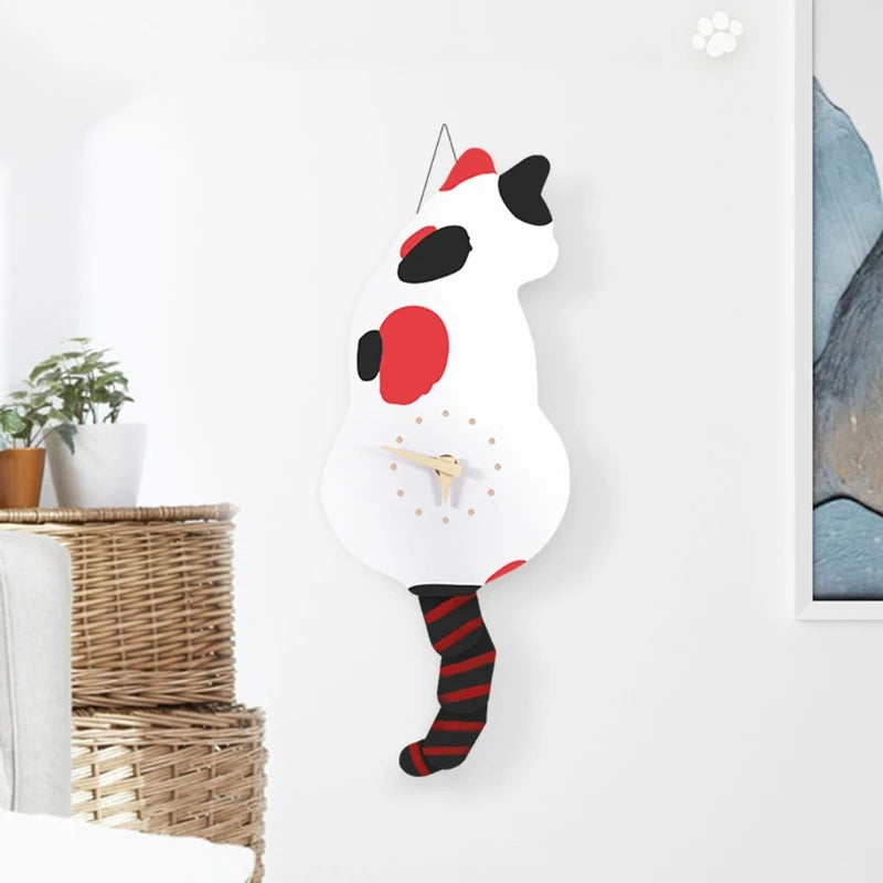 Swinging Tail Cat Clock